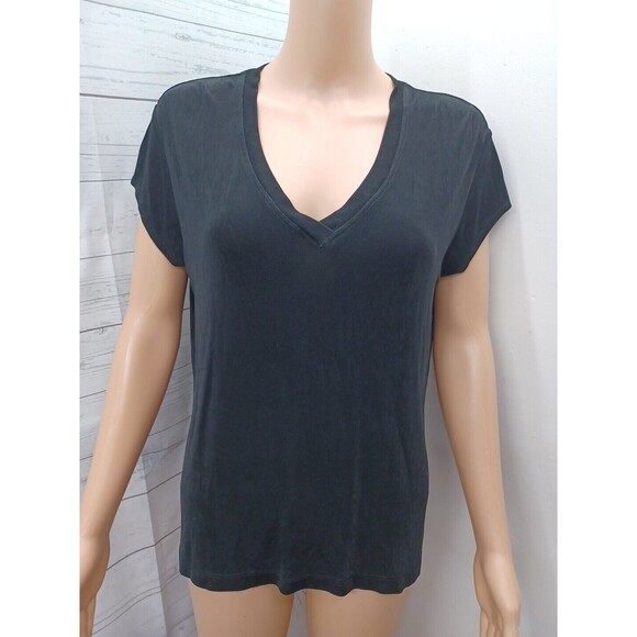 CHICO'S Travelers Black V Neck Short Sleeve Pullover Top 2 / L - Picture 1 of 9